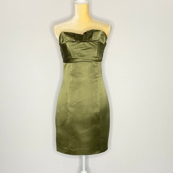 Amsale | Dresses | Amsale Dress Olive Green Built In Corset M | Poshmark Amsale | Dresses | Amsale Dress Olive Green Built In Corset M | Poshmark
